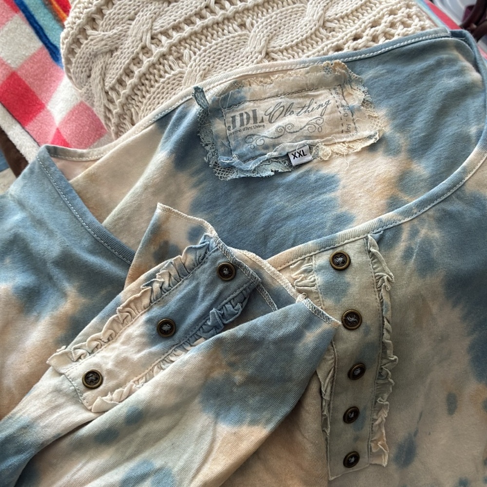 JDL Blue and Cream Tie-Dye Long Sleeve Dress - Picture 7 of 9